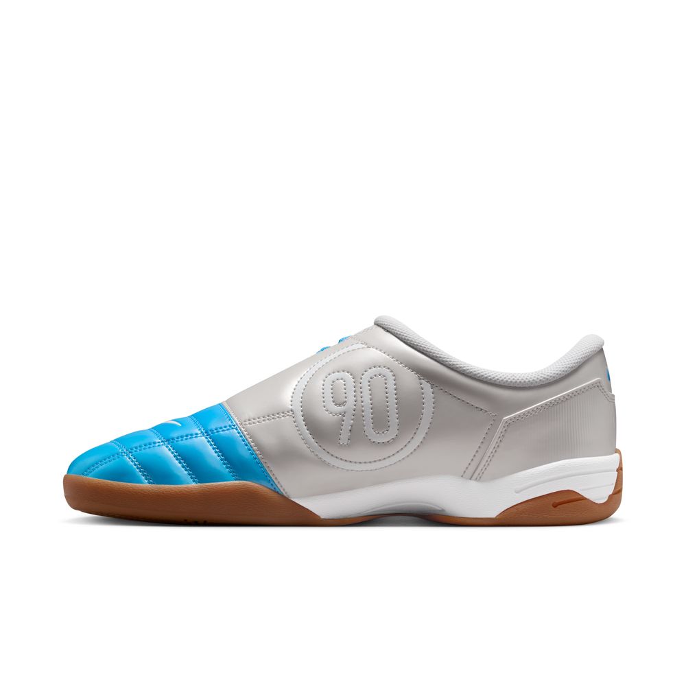 Nike Total 90